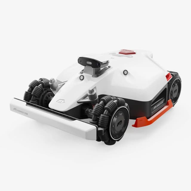 Luba 2 AWD 5000X (2025) view 1
